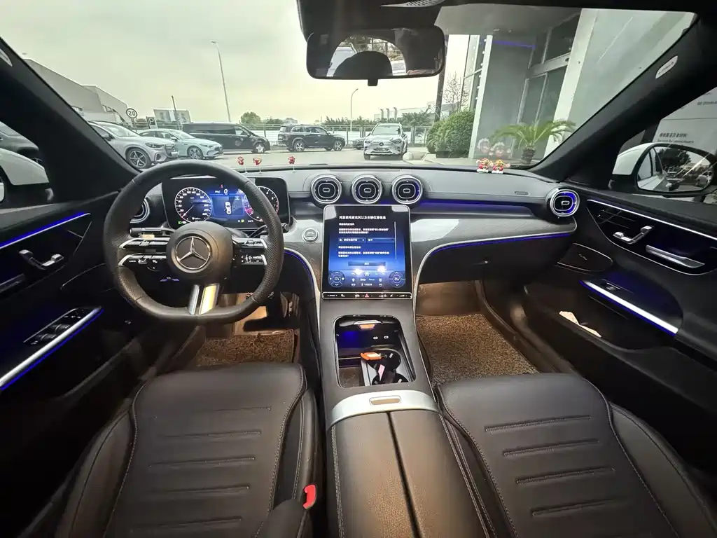 Mercedes-Benz C-Class — миниатюра 10