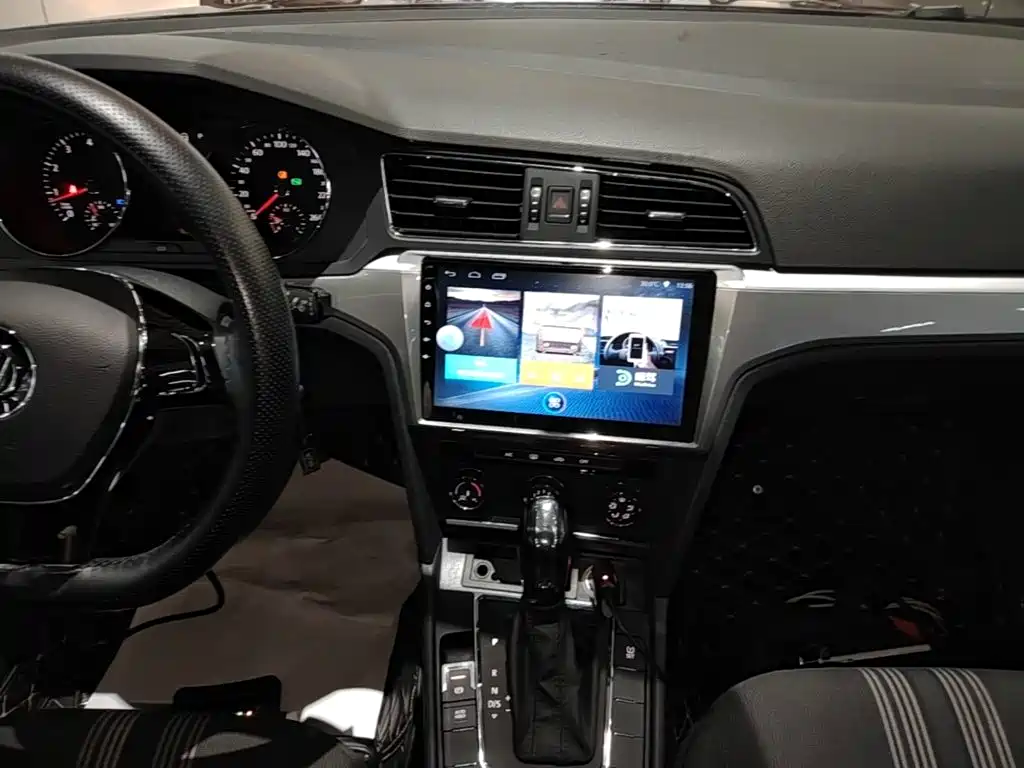 Volkswagen Lamando — миниатюра 13