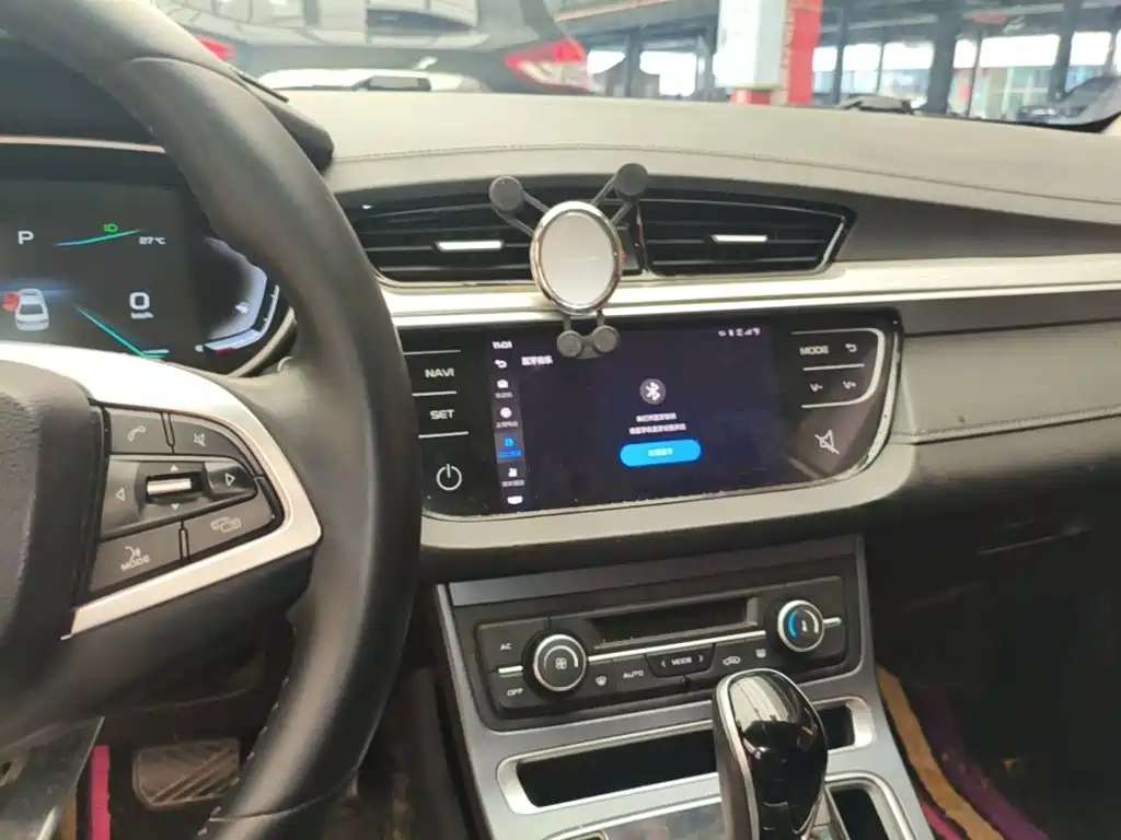 Geely Emgrand — миниатюра 13