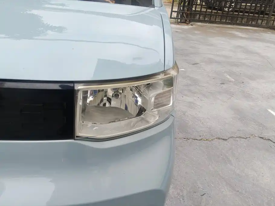 Wuling MINIEV — миниатюра 5