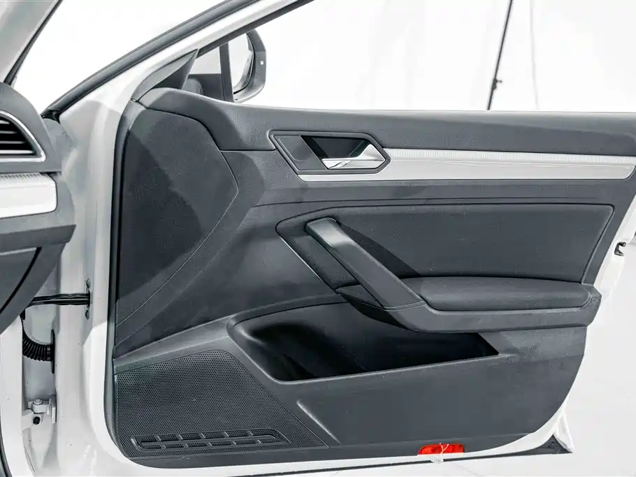 Volkswagen Lamando — миниатюра 13