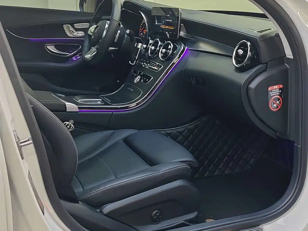 Mercedes-Benz C-Class — миниатюра 15