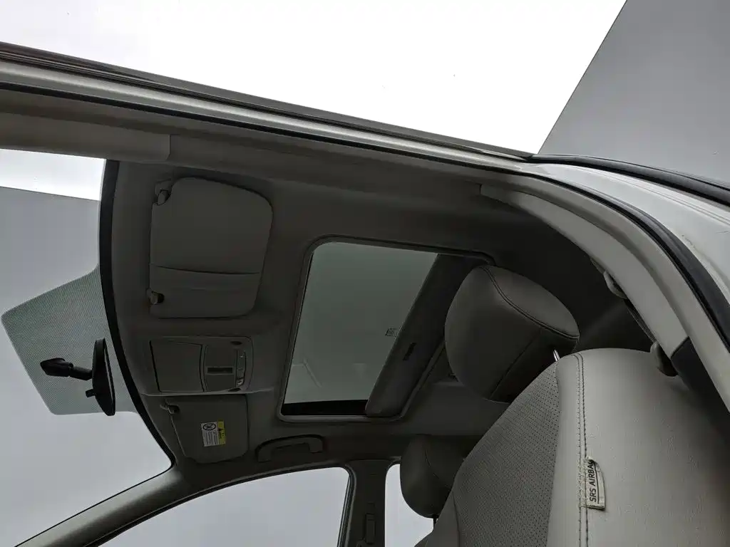 Nissan Sylphy — миниатюра 14