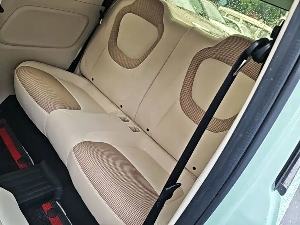 Wuling MINIEV — миниатюра 17