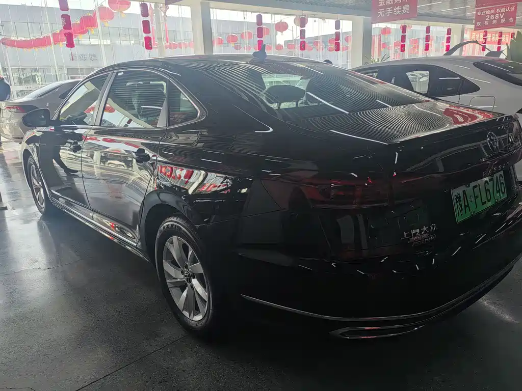 VOLKSWAGEN PASSAT NEW ENERGY