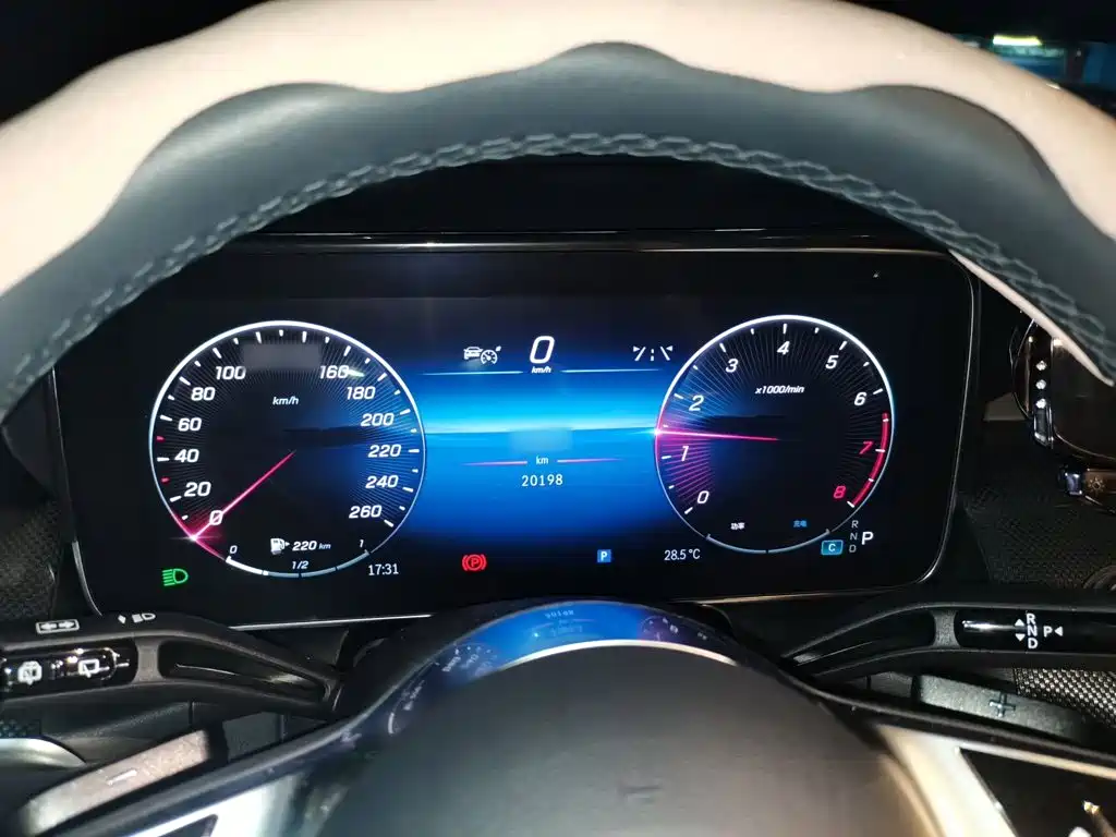 Mercedes-Benz GLC — миниатюра 4