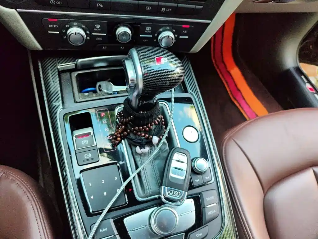 Audi A6L — миниатюра 7