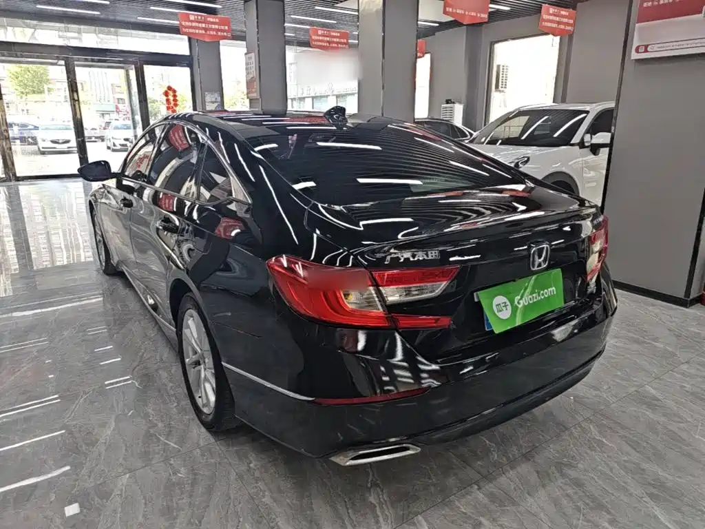 Honda Accord — миниатюра 5
