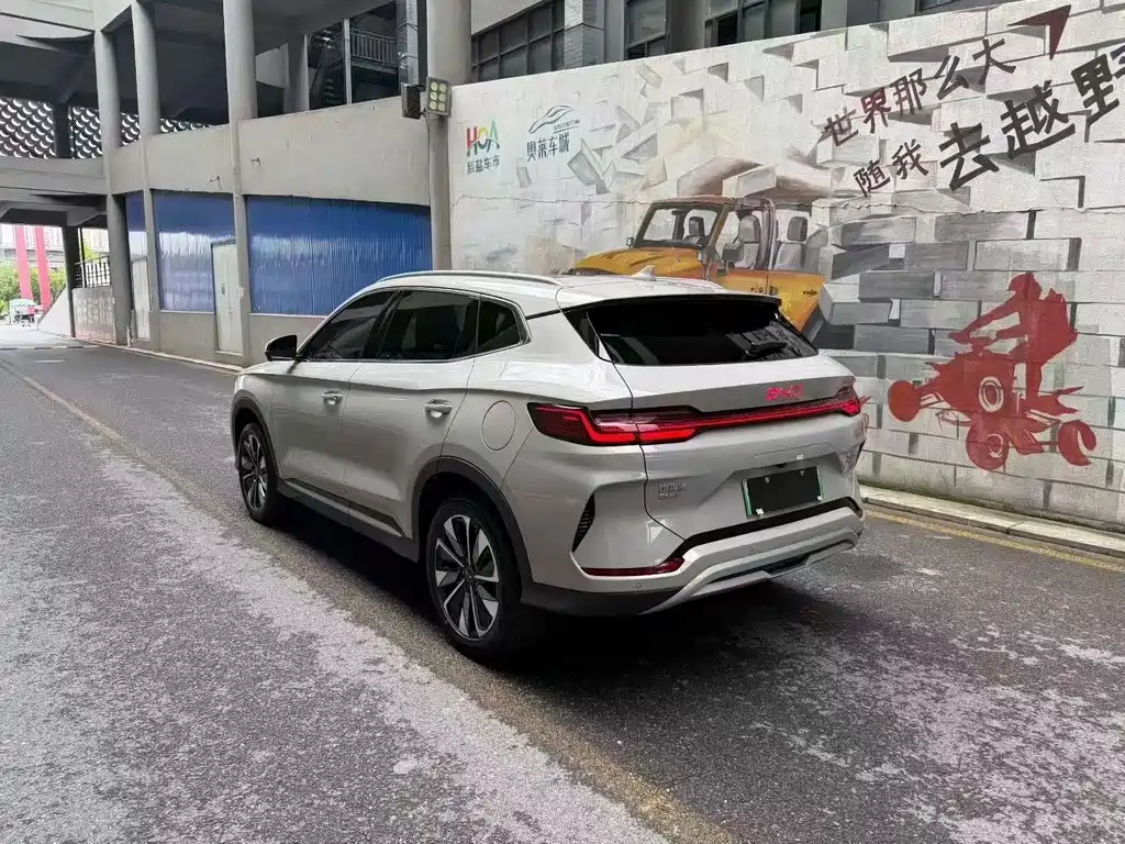 BYD PLUS New Energy — миниатюра 4