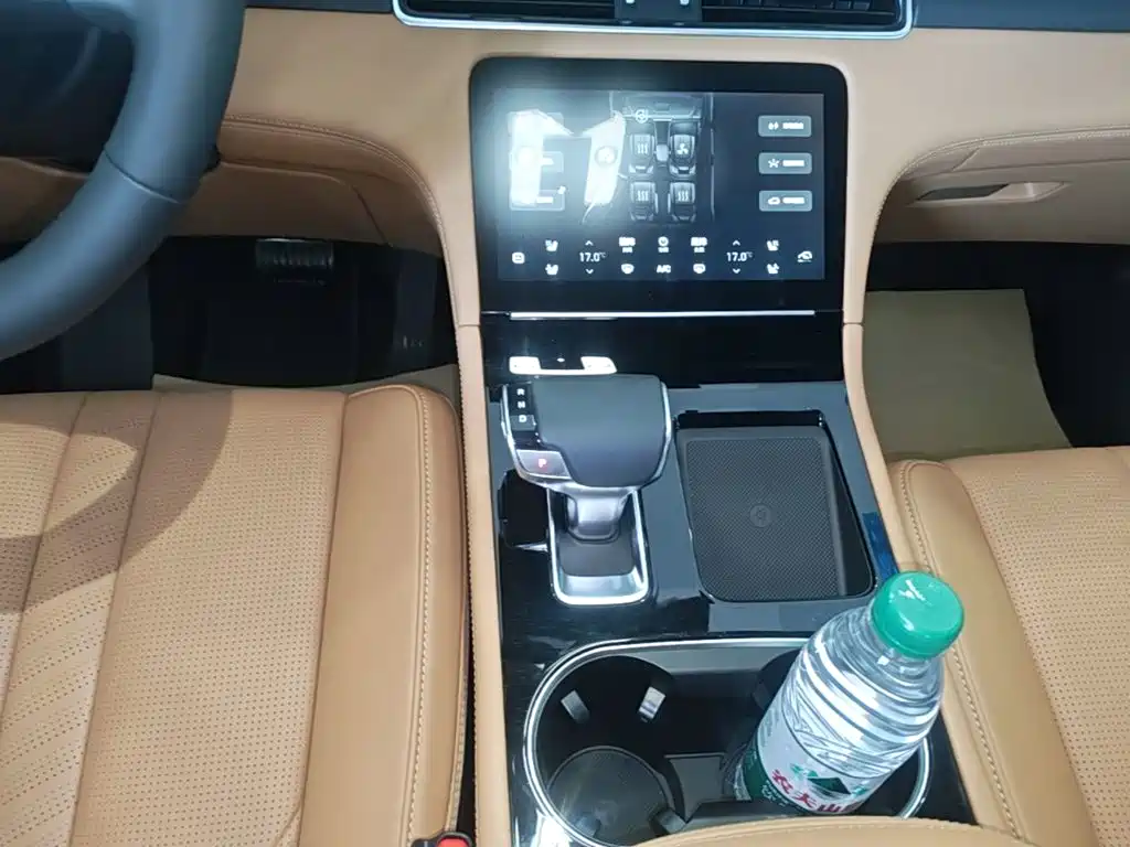 Li Auto Li ONE — миниатюра 14