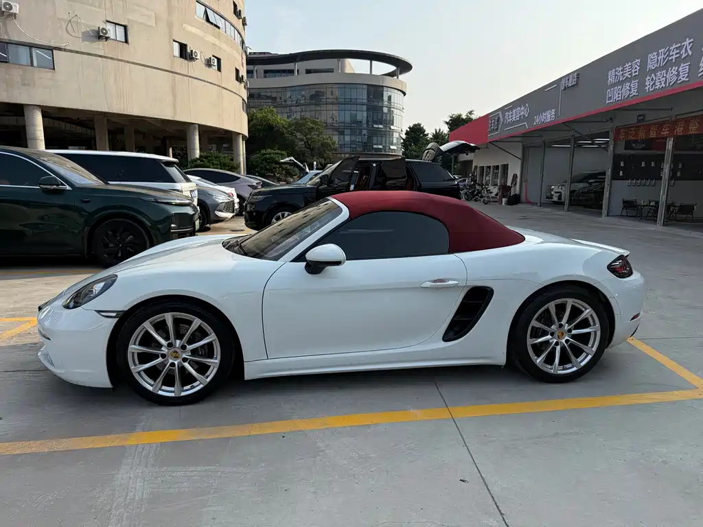 Porsche 718 2016 Boxster 2.0T