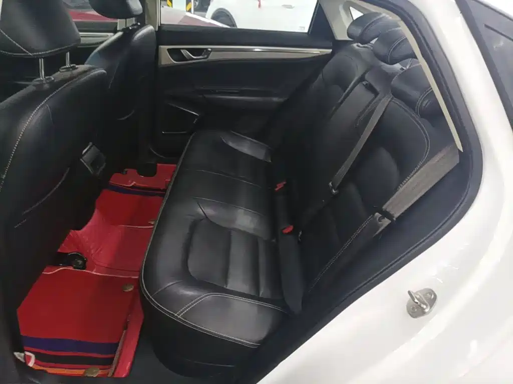 Geely Emgrand GL — миниатюра 17