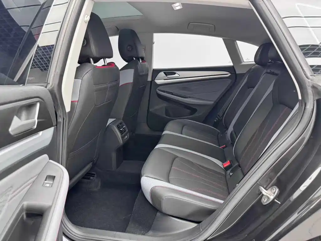 Volkswagen Lamando — миниатюра 10