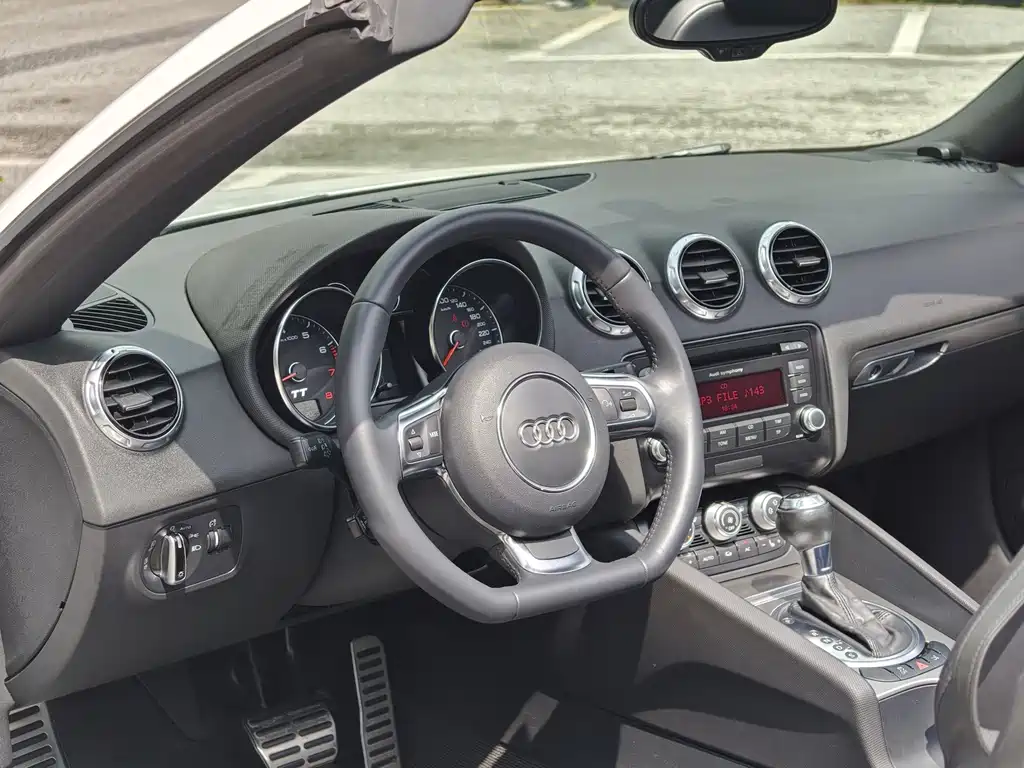 Audi TT — миниатюра 13