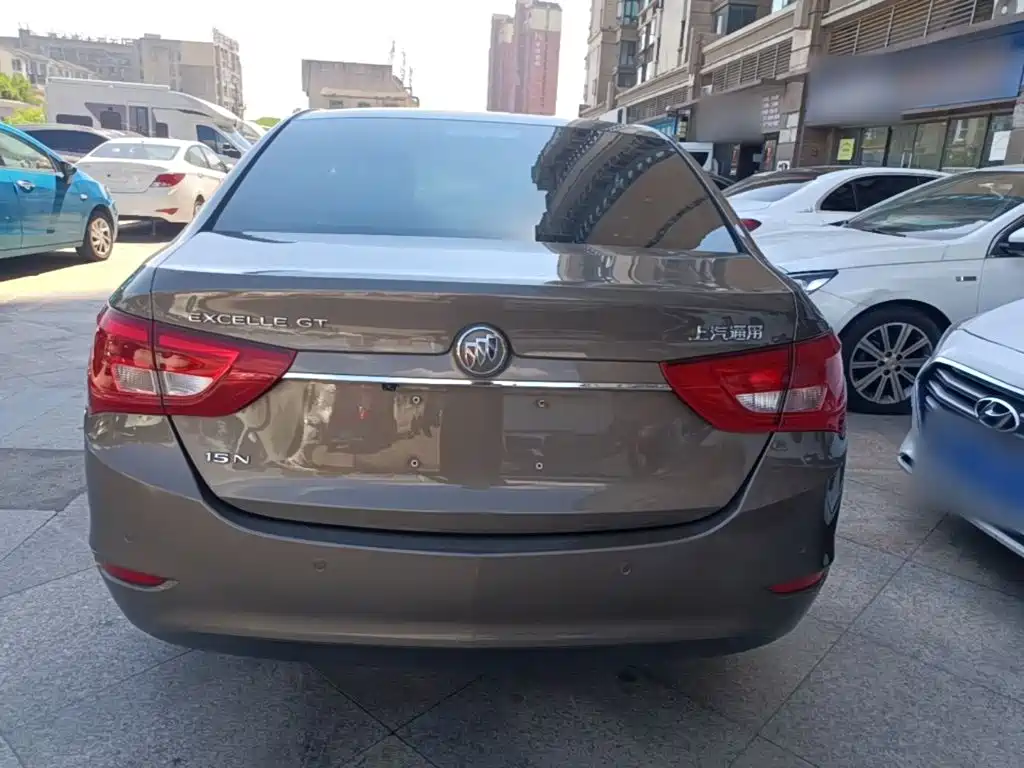 Buick Excelle — миниатюра 6