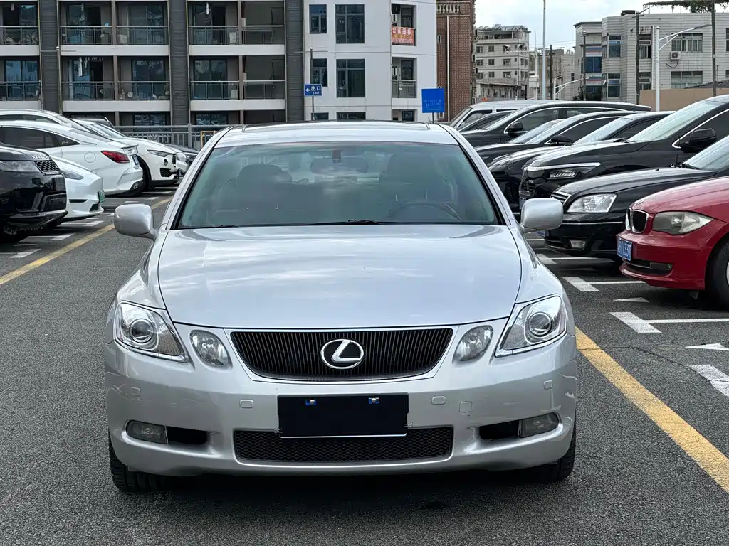 Lexus GS — миниатюра 2