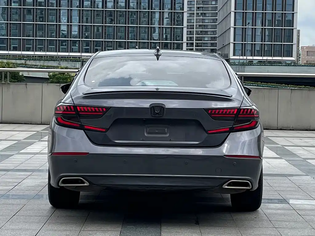 Honda Accord — миниатюра 5