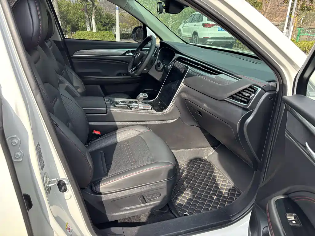 GAC TRUMPCHI GS4 PLUS