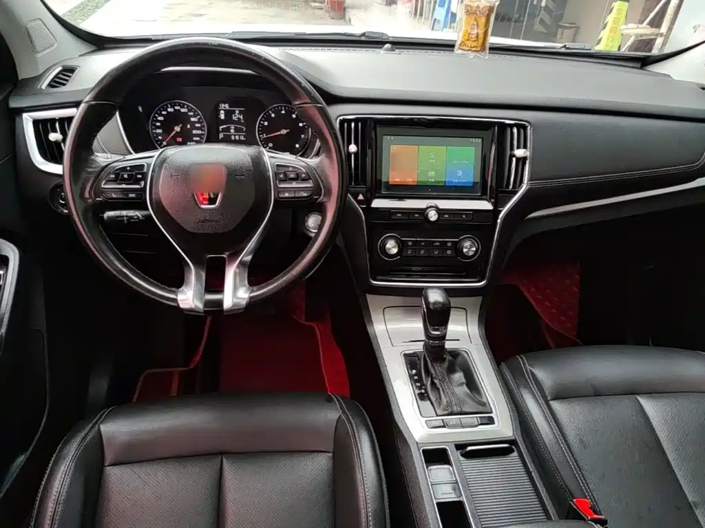 Roewe RX5 — миниатюра 10