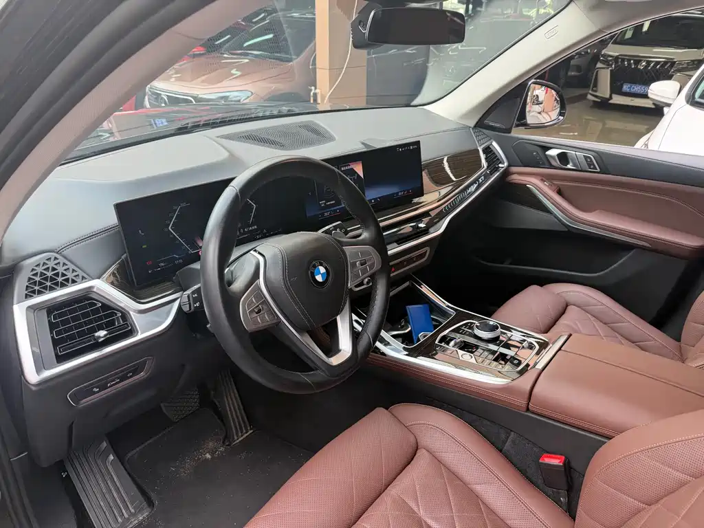 BMW X7 — миниатюра 3
