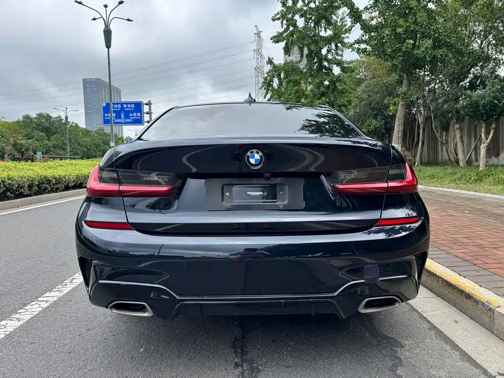 BMW 3 Series — миниатюра 4