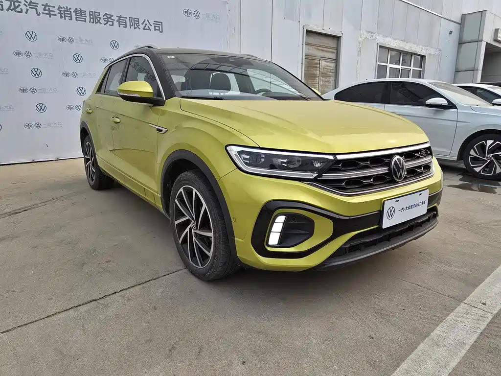 VOLKSWAGEN T ROC EXPLORING SONGS