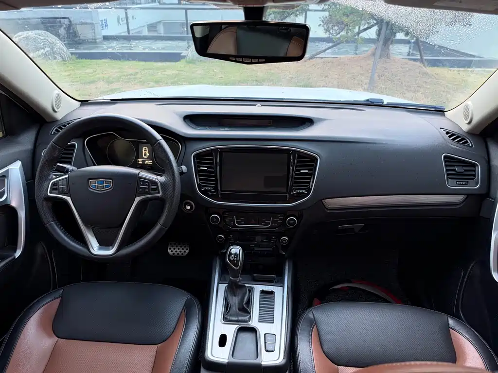Geely Vision X6 — миниатюра 15