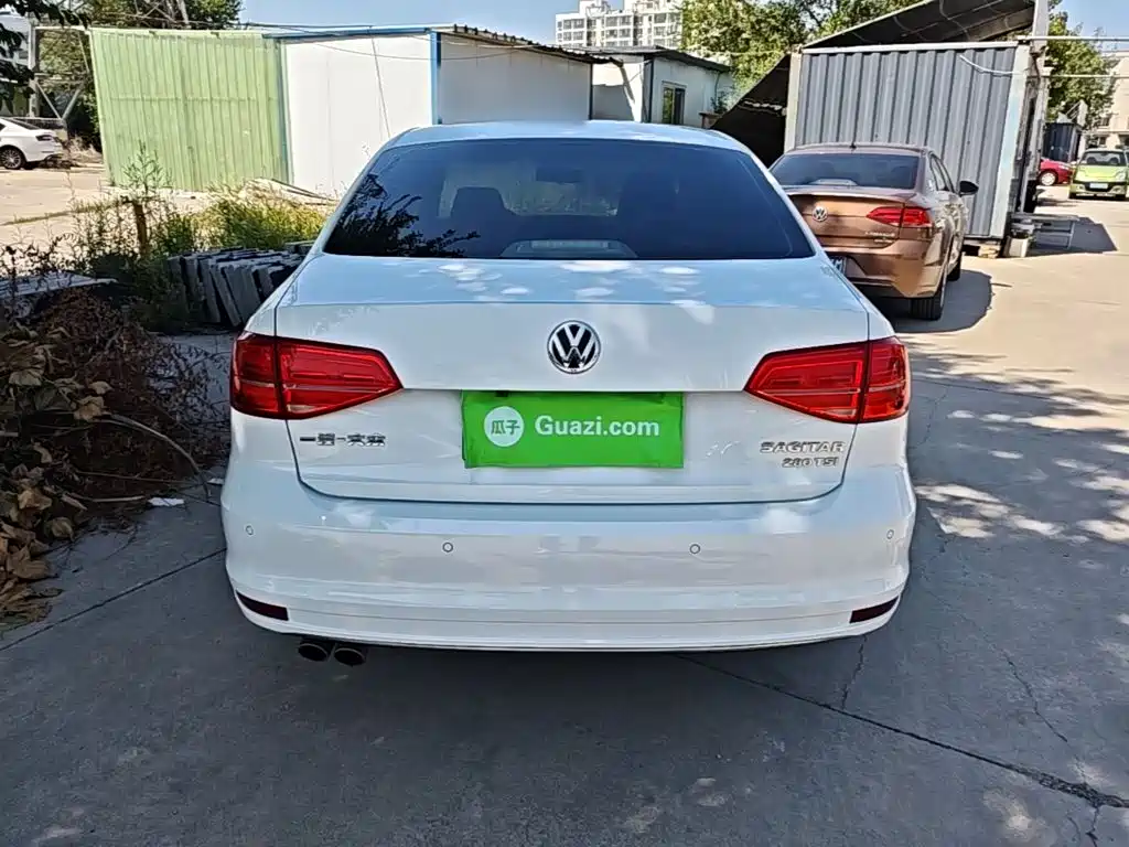 Volkswagen Sagitar — миниатюра 6