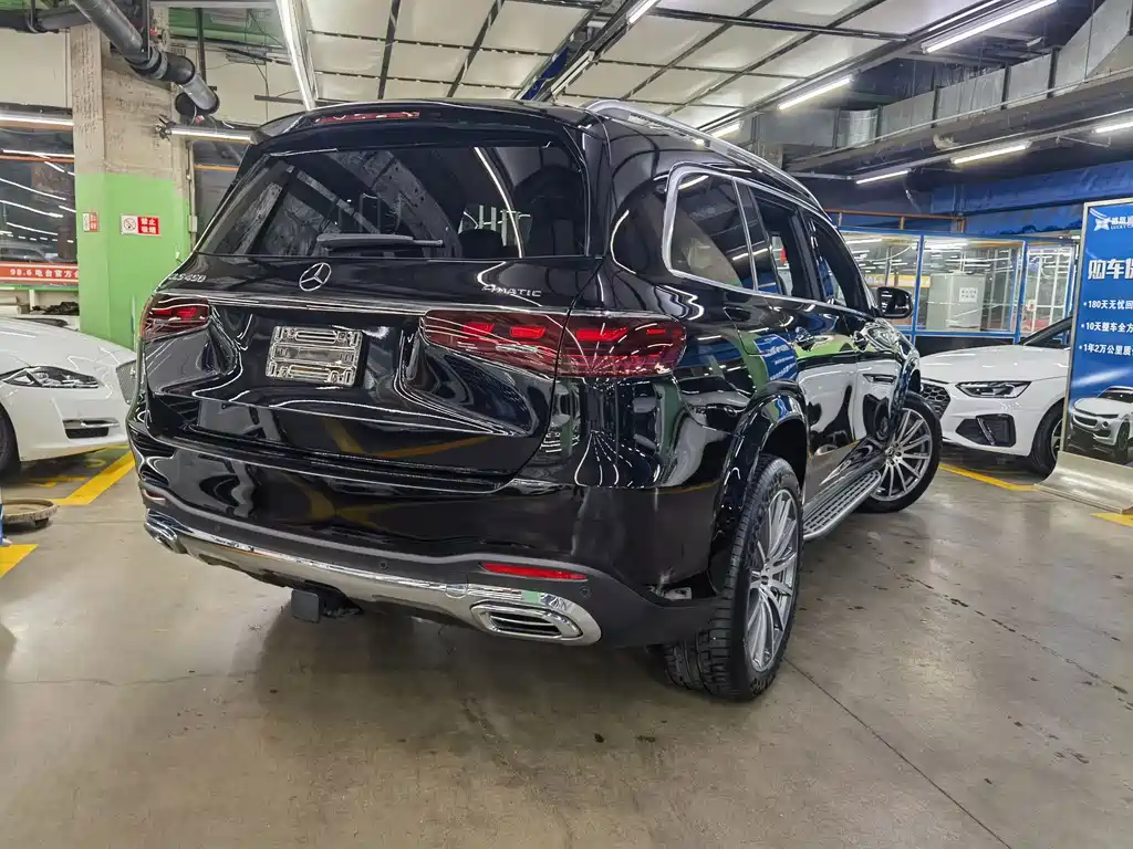 Mercedes-Benz GLS — миниатюра 6