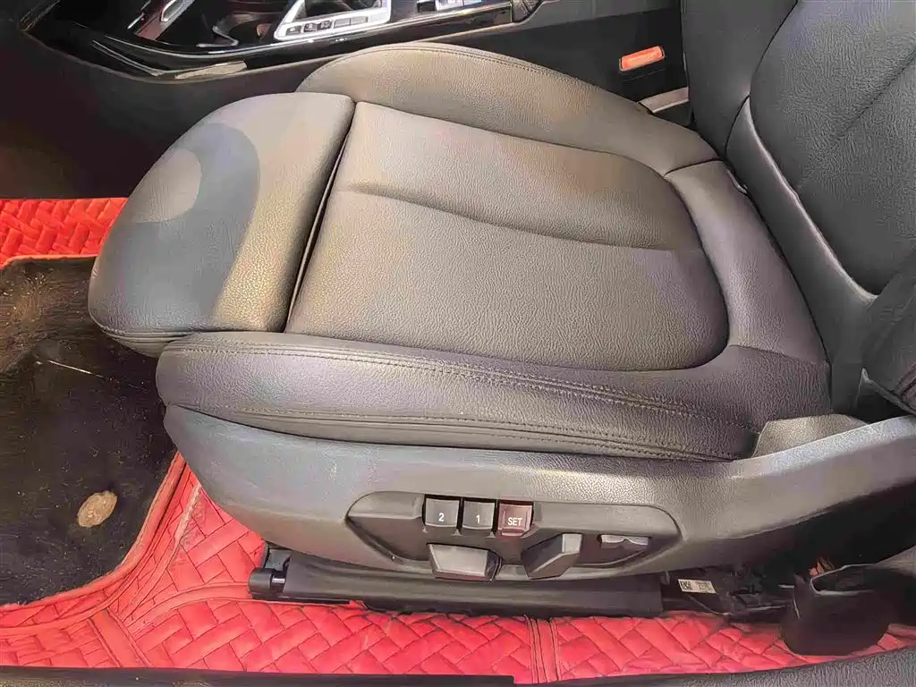 BMW 1 Series — миниатюра 12