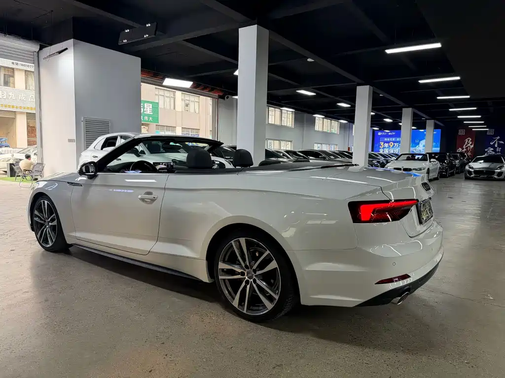 Audi A5 (Import) — миниатюра 7