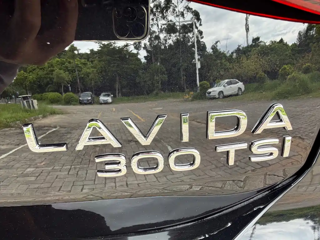Volkswagen Lavida — миниатюра 16