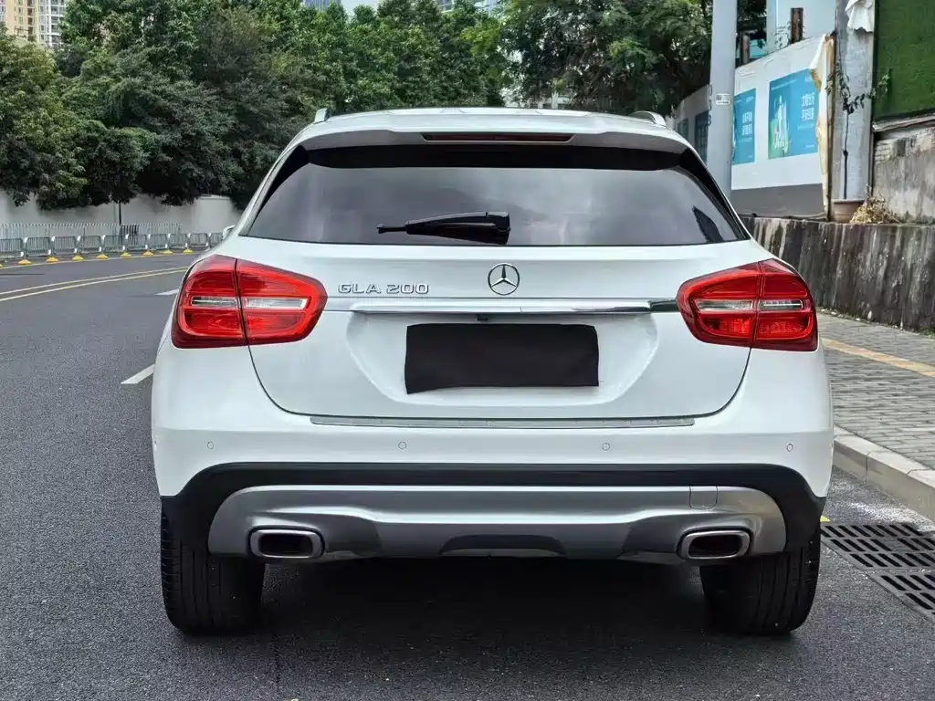 Mercedes-Benz GLA — миниатюра 8