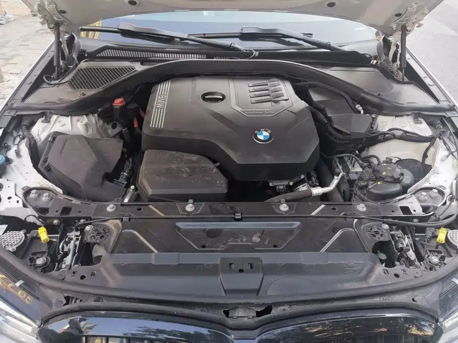 BMW 3 Series — миниатюра 10