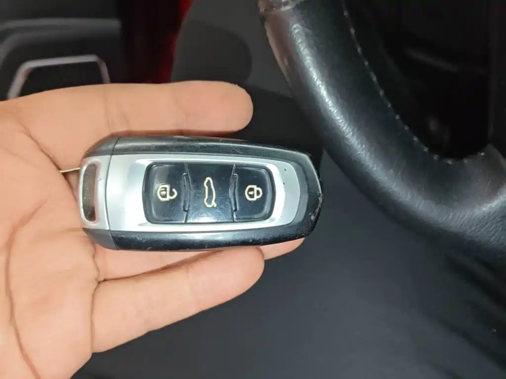 Geely Vision X3 — миниатюра 9