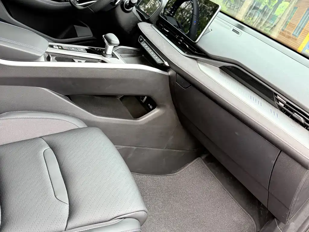 Geely Xingrui 2.0TD Green Cloud Edition, фото 5