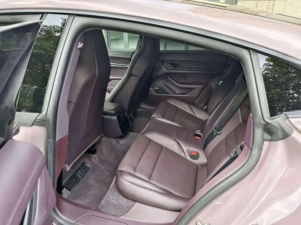 Porsche Taycan — миниатюра 15