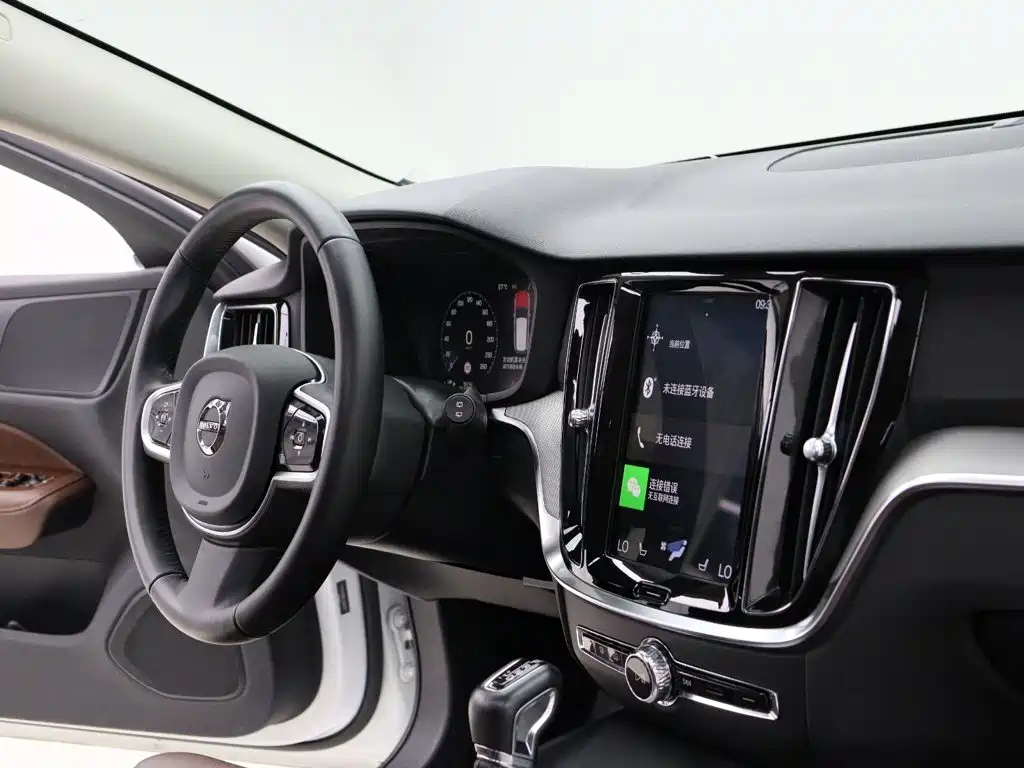 Volvo V60 — миниатюра 11