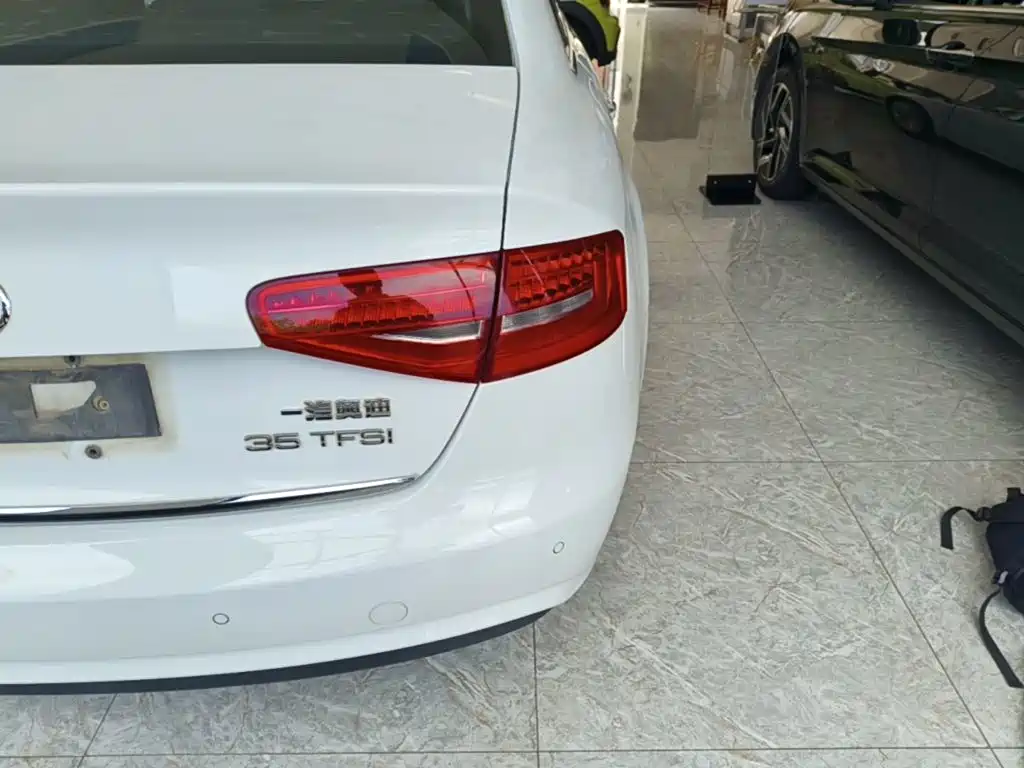 Audi A4L — миниатюра 8