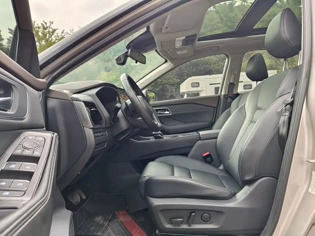 Nissan X-Trail — миниатюра 9