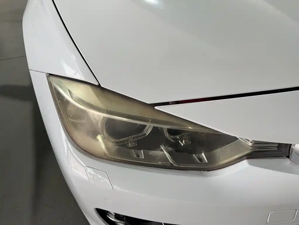 BMW 3 Series — миниатюра 3