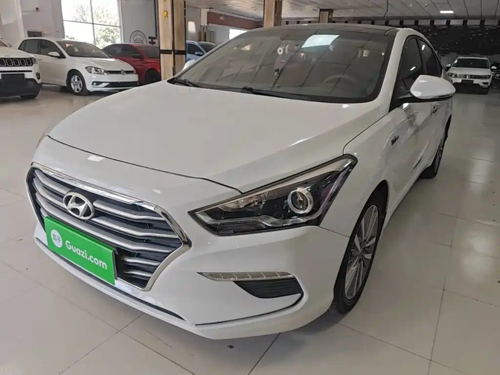 Hyundai Mistra — миниатюра 2