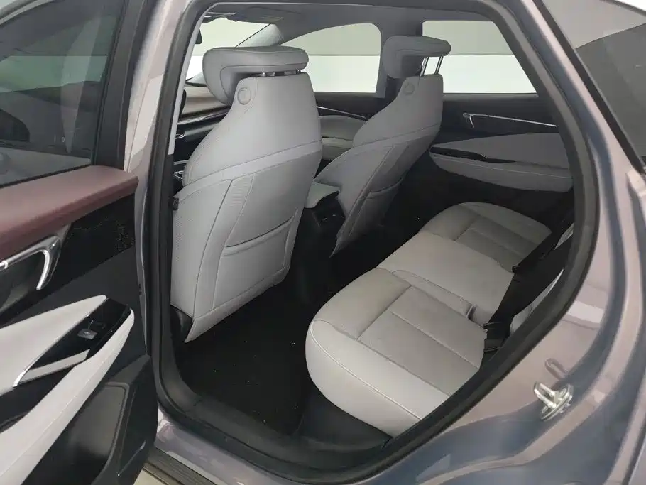 Buick E4 — миниатюра 11