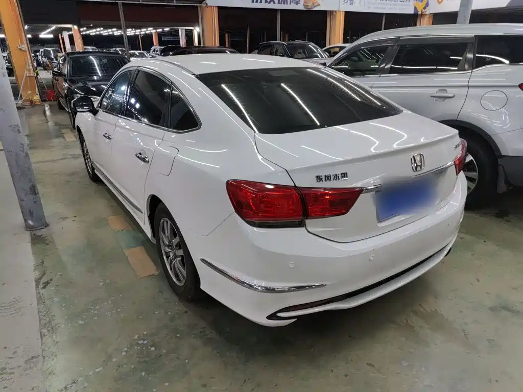 Honda Spirior — миниатюра 7