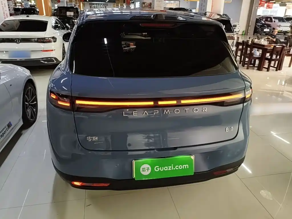 Leapmotor Leapmotor B10 — миниатюра 6