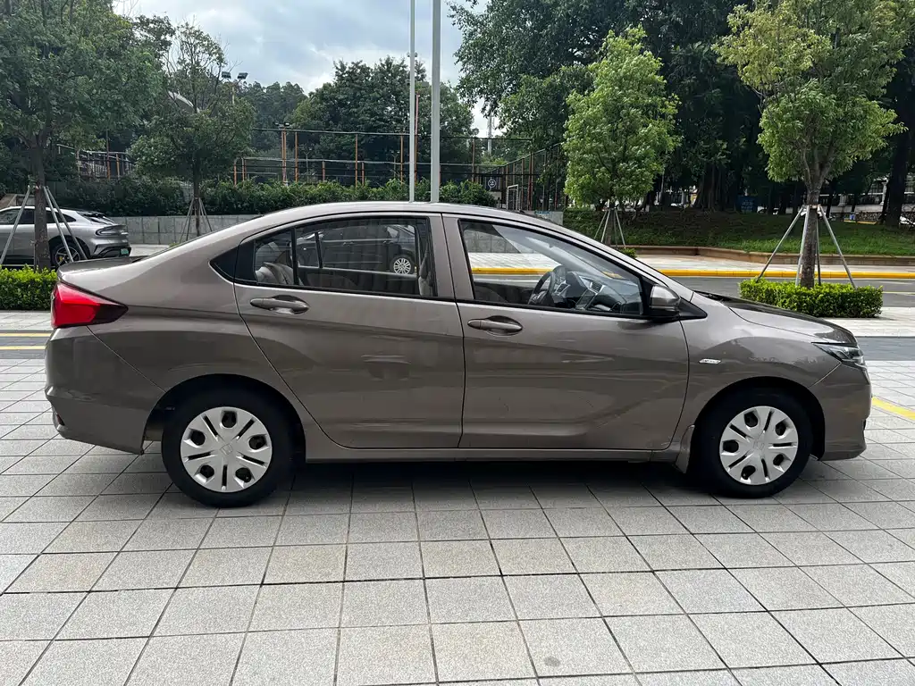 Honda Greiz — миниатюра 5