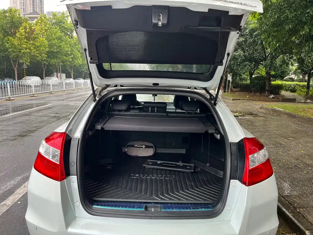 Honda Crosstour — миниатюра 10