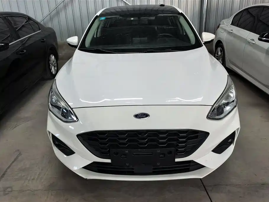 Ford Focus 2020 1.5L AT
