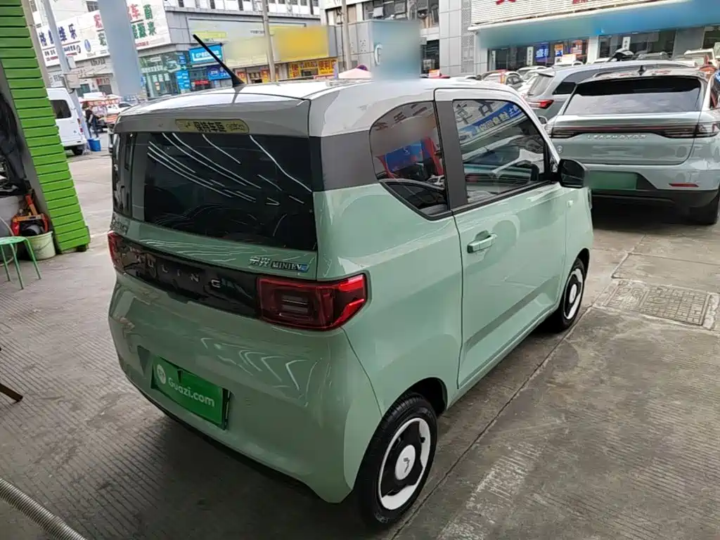 Wuling MINIEV — миниатюра 7