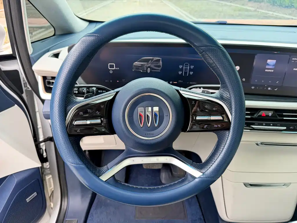 Buick Century — миниатюра 6